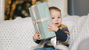 cuántos regalos dar a tu hijo