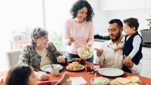 Cómo Evitar Críticas sobre la Crianza en Reuniones Familiares